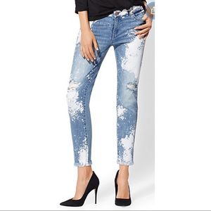 Soho NYCO paint splattered boyfriend jeans